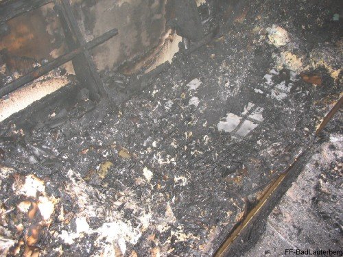 2010_08_22 Brandeinsatz Schulstrasse 57 015